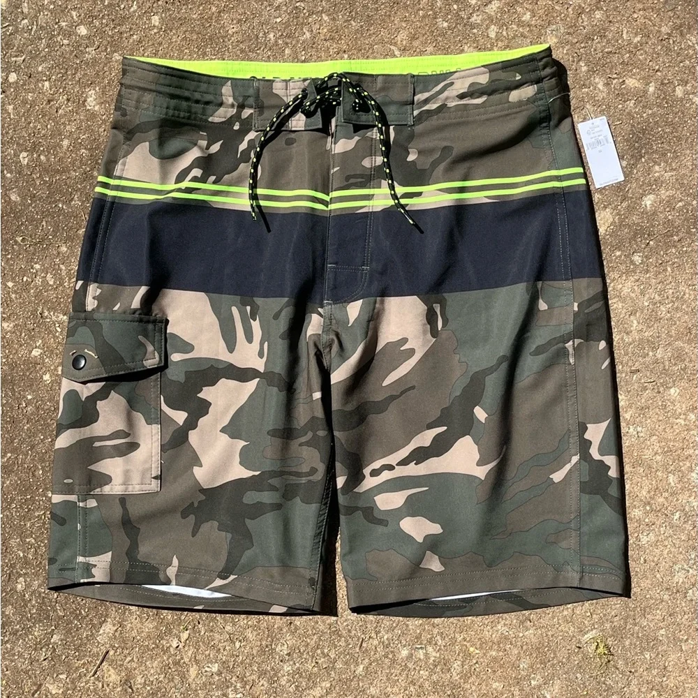🆕 Old Navy Camouflage Men’s Swim Board‎ Shorts